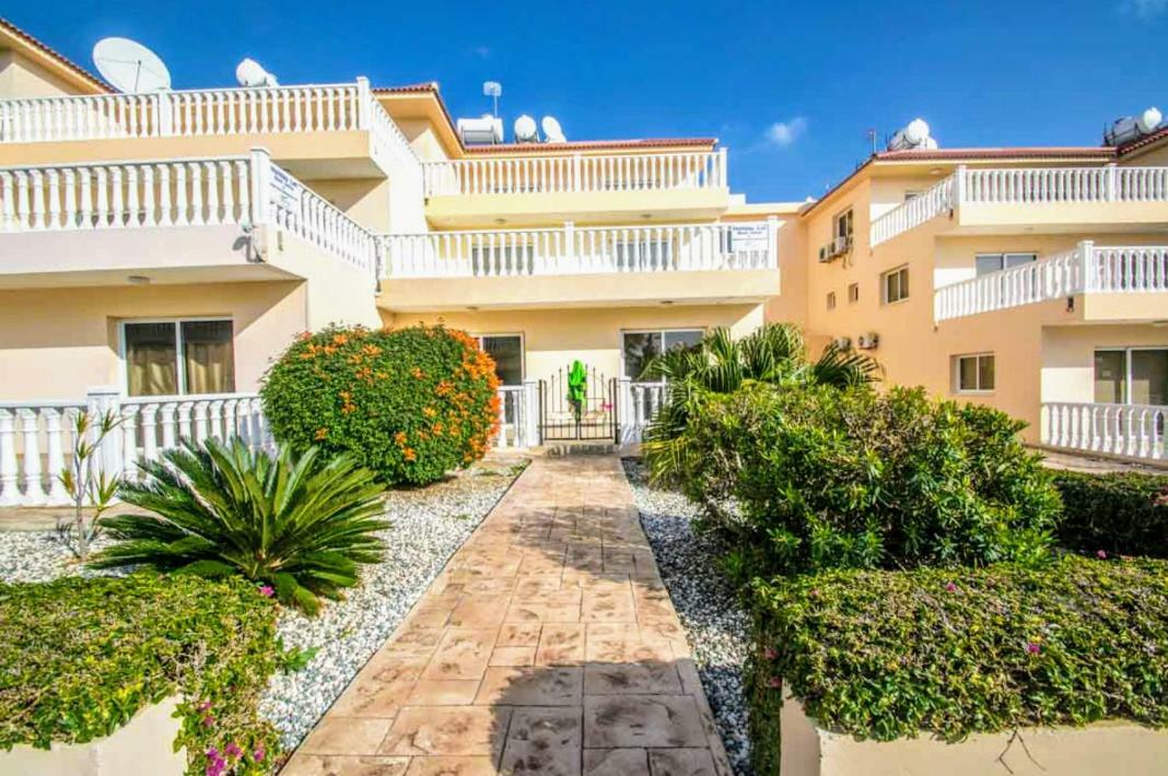 Nissi Golden Lovely One Bedroom With Spacious Terrace And Free Parking