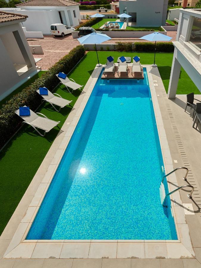 Villa Angie Luxury *