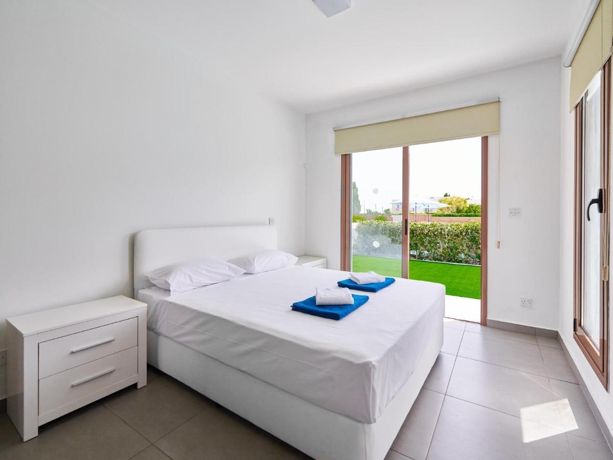 Angie Luxury Ayia Napa