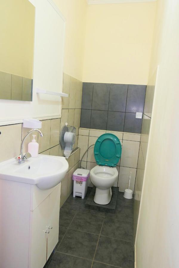 House Of Nissus Hostel *