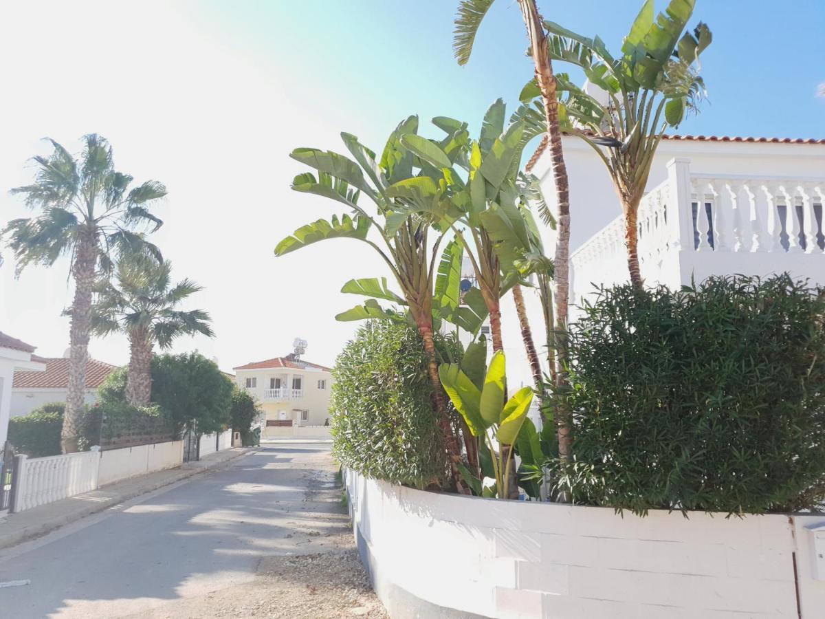 A- Luxury Sea Next To The Beach