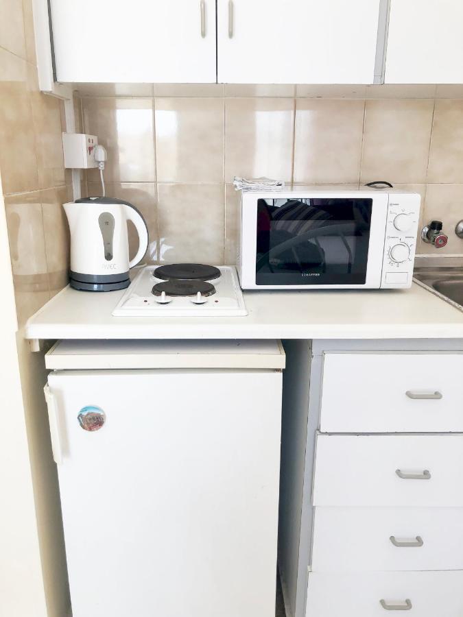 Apartment 601 Center