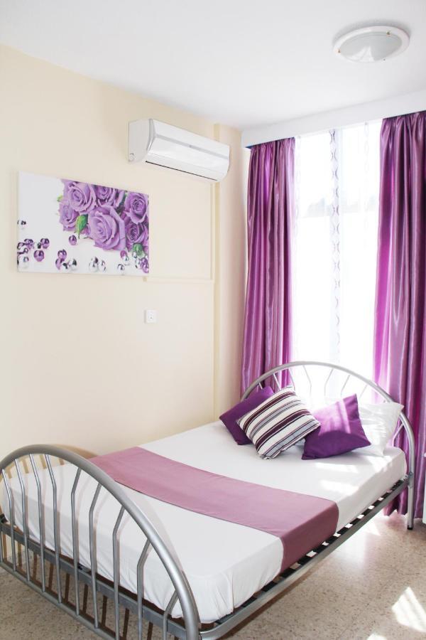 Apartment 601 Center