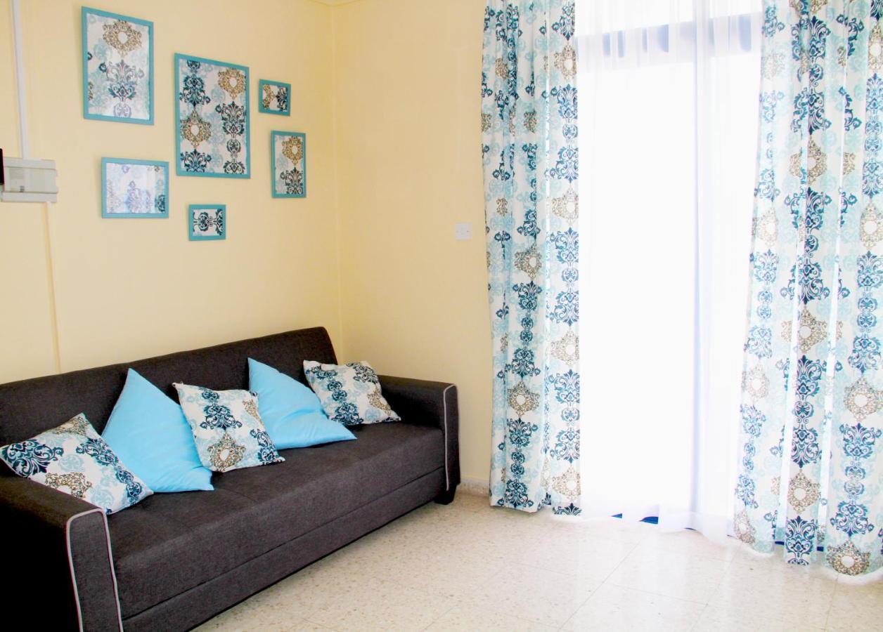 Apartment 604 Center *
