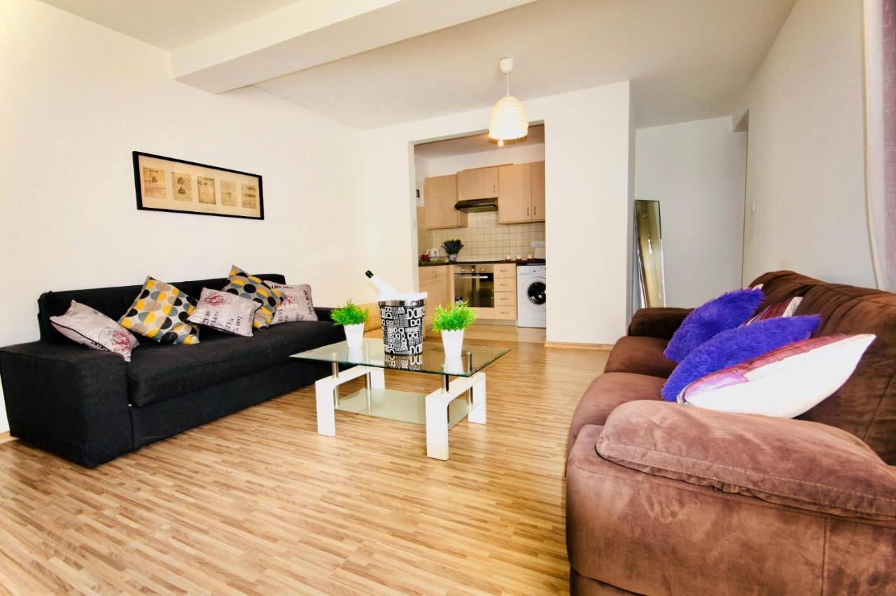 Apartment Big 2 Bedroom, Xxl Pool, In Hearth Of