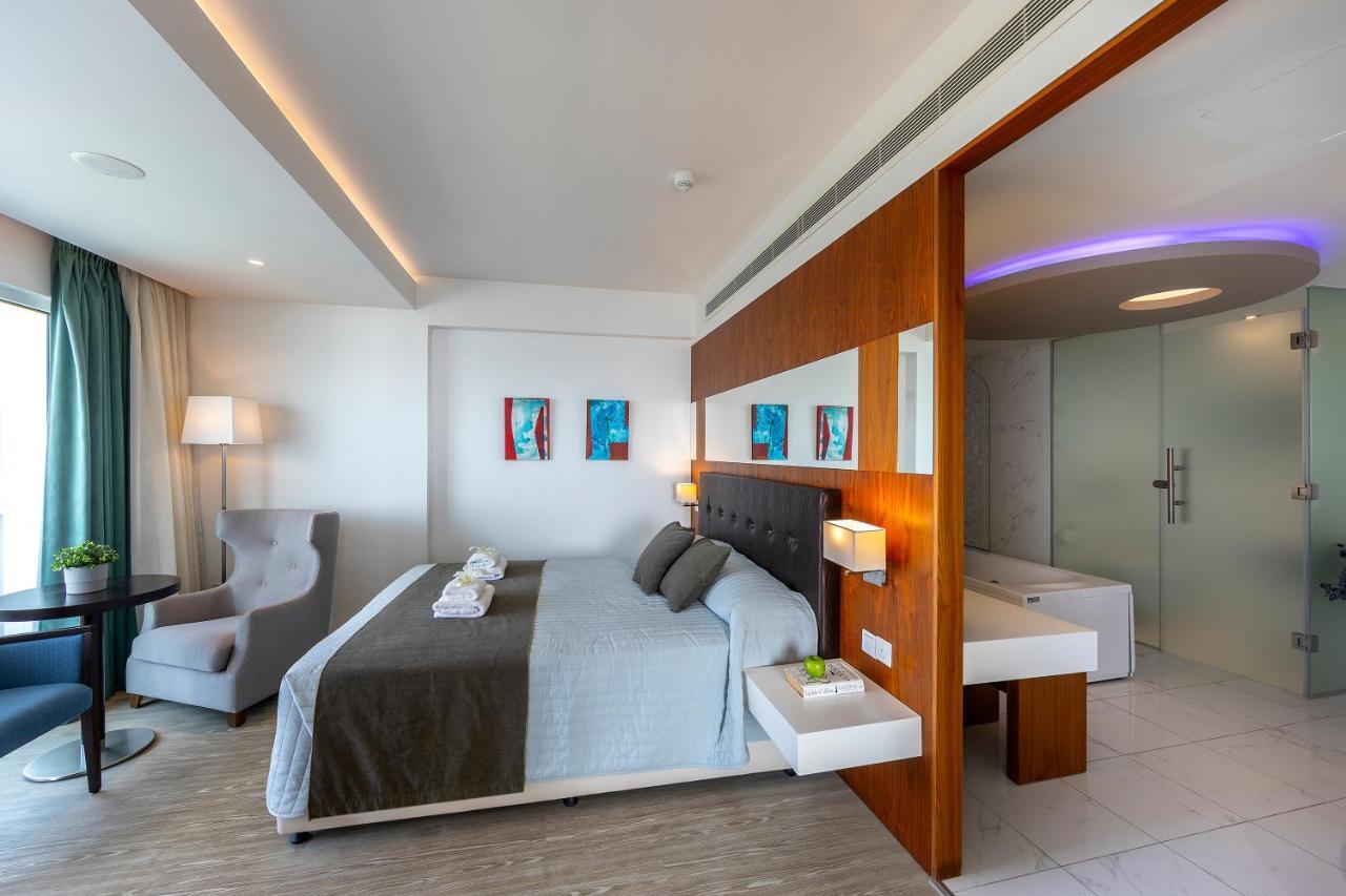 Melissi & Hotel 4*