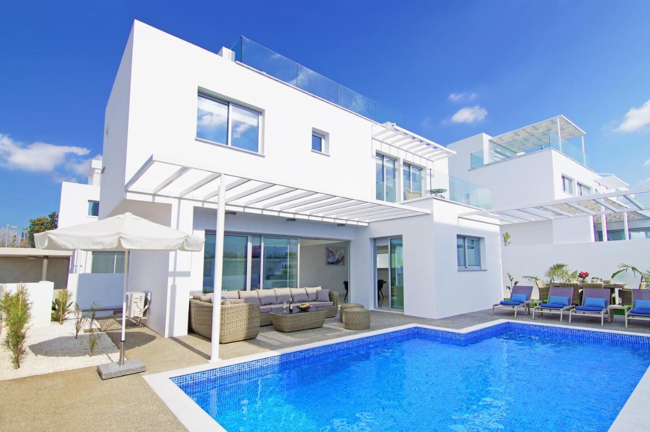 Paradisia * Ayia Napa