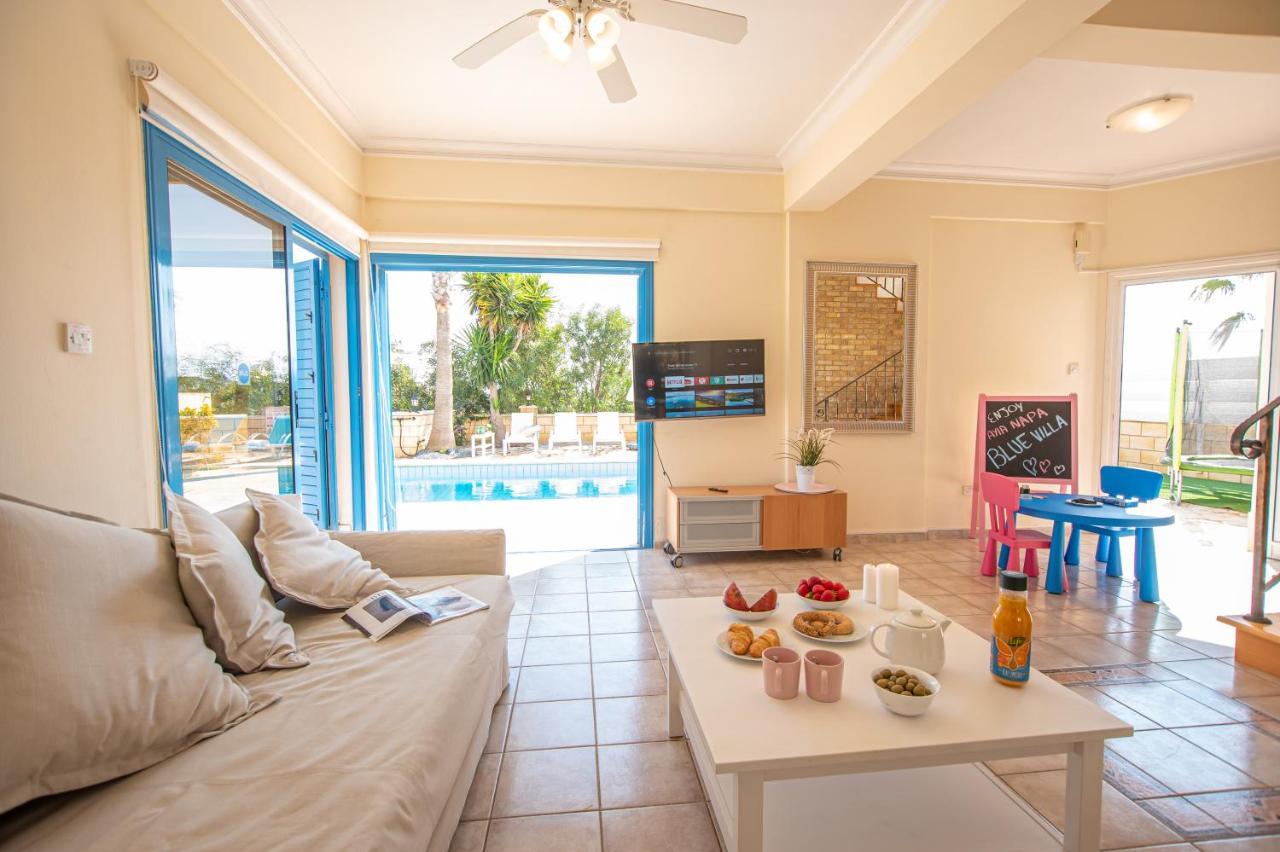 Villa Blue
