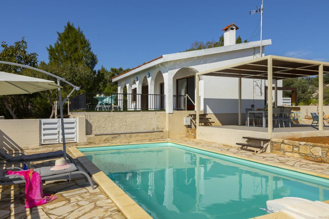 Ammos Sea View Villa *
