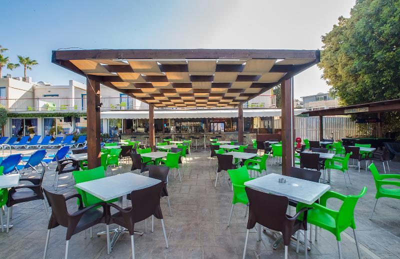 Green Bungalows Hotel Apartments 3*