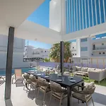 Kube Luxury Villas