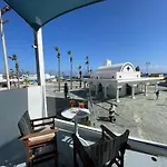 Ocean Dreams Suites - By The Harbour