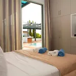 Seafront Villa Layla By Ruidoso Luxury