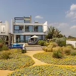 Villa Pliades