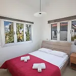 Villa Adaman - Stunning 3 Bedroom Seafront Villa With Pool - Close To The Beach