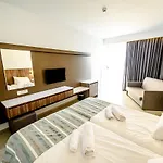 Eleana Hotel