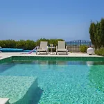 Ayia Thekla Seafront Villa Lavender