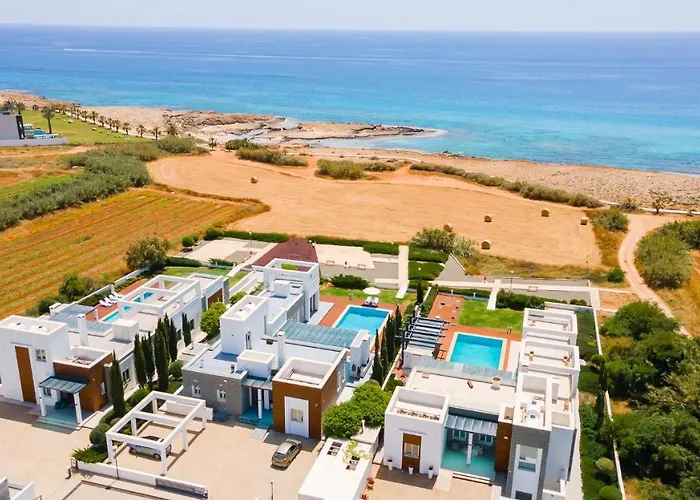 Seafront Villa Layla By Ruidoso Luxury