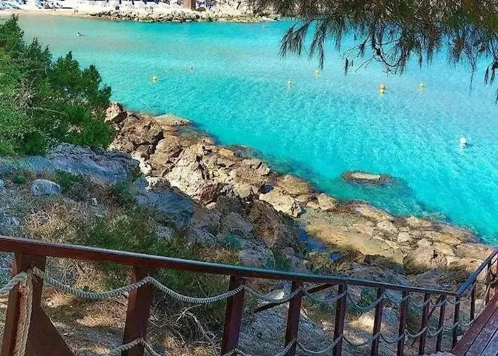 Villa Rugiada With Pool And Sea View Located On The Front Of Nissi Beach