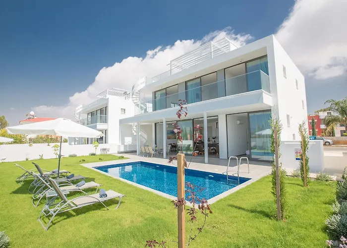 Nissi Pearl Villas