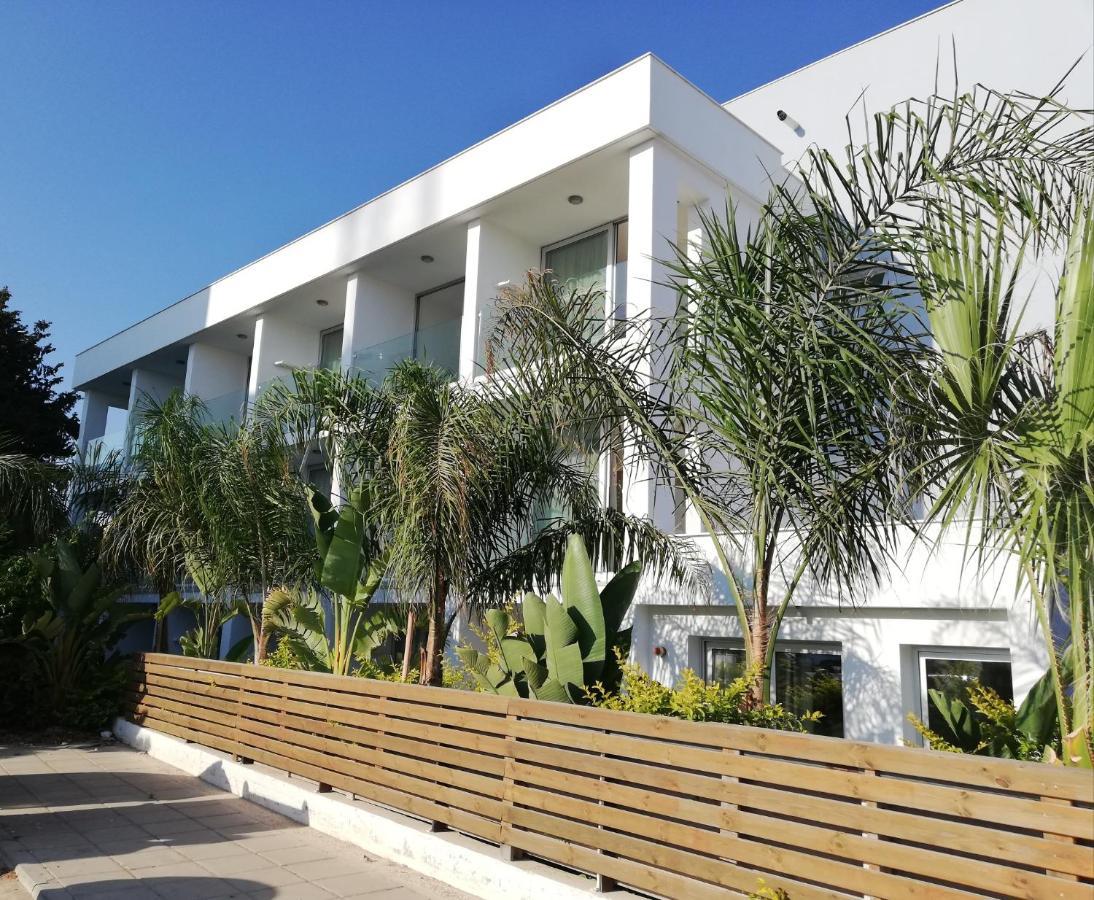 Joy Apts Aparthotel