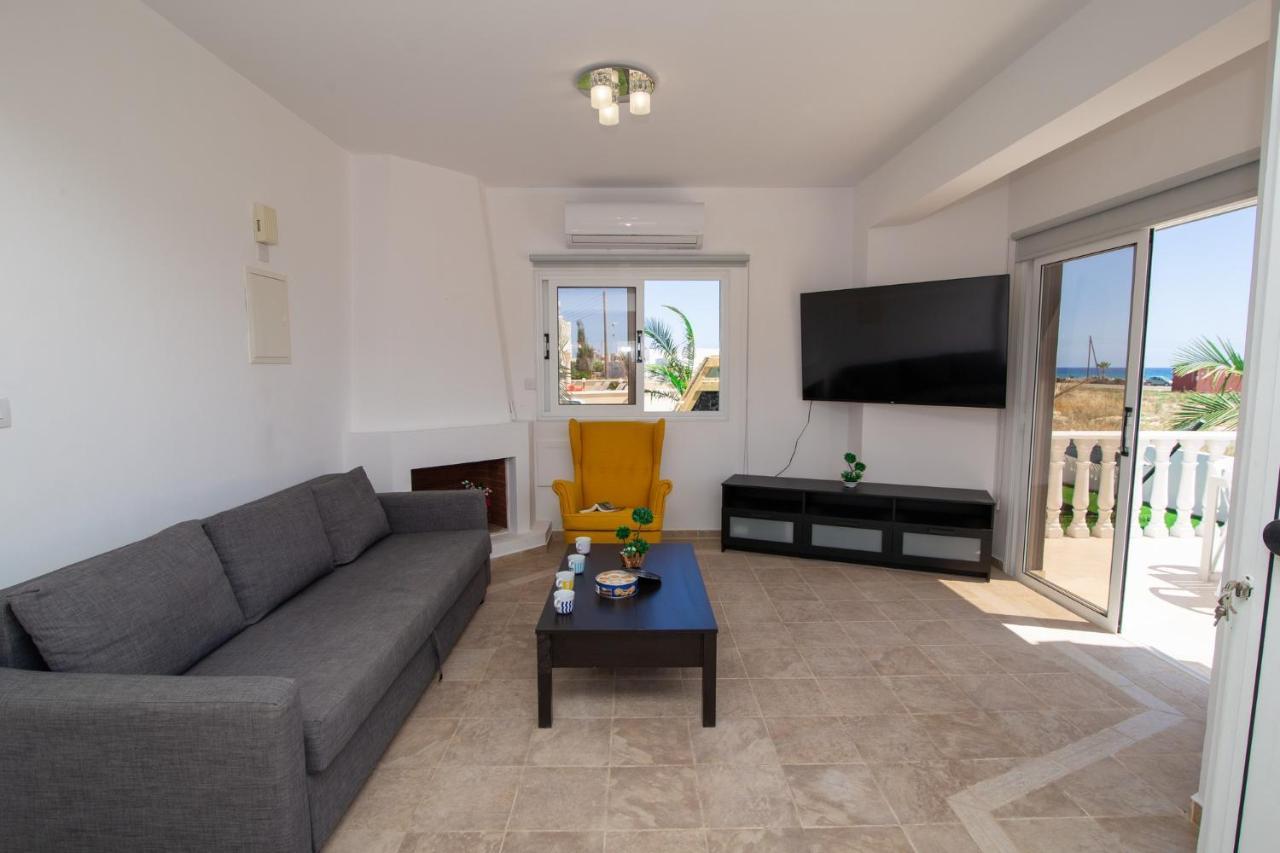 Suncity Boutique Seafront Villa Agia Napa