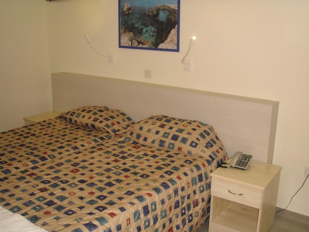 Eligonia 3*