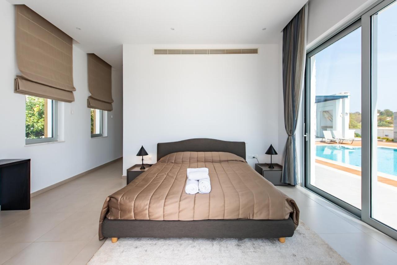 Villa Seafront Cecelia By Ruidoso Luxury Ayia Napa