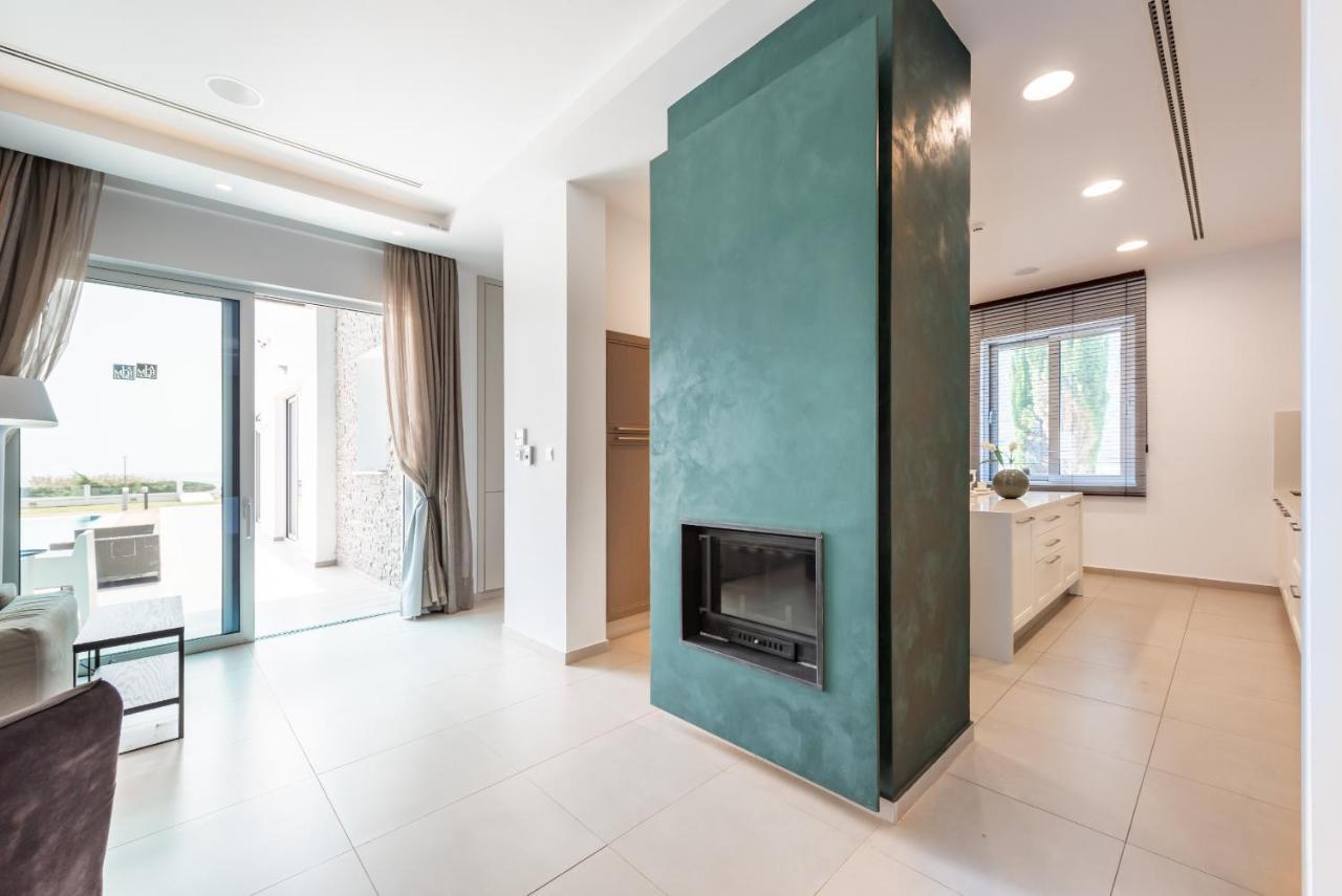 Villa Seafront Cecelia By Ruidoso Luxury Ayia Napa