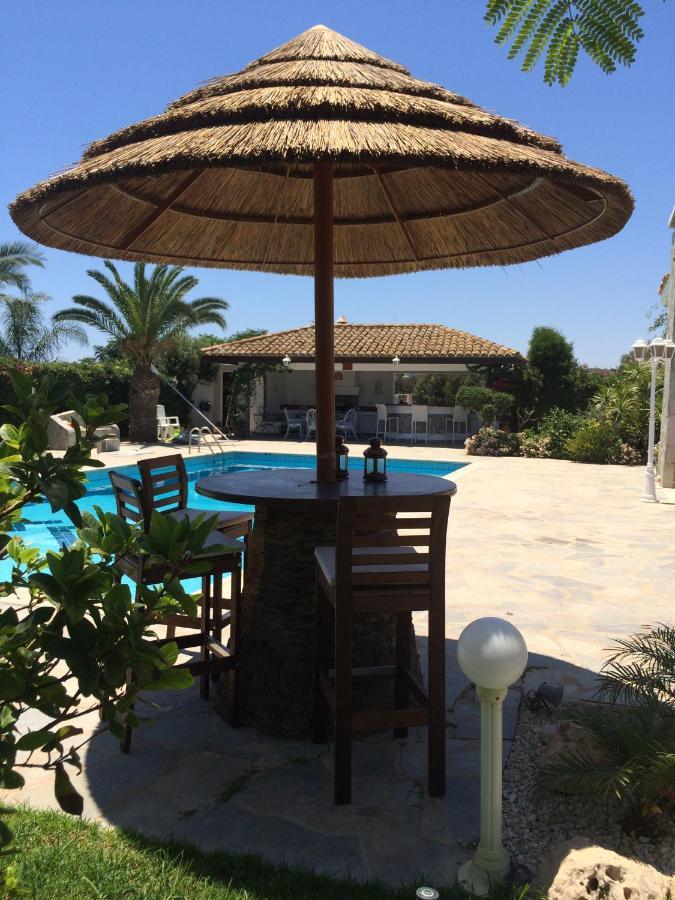 Pousada In With A Pool!