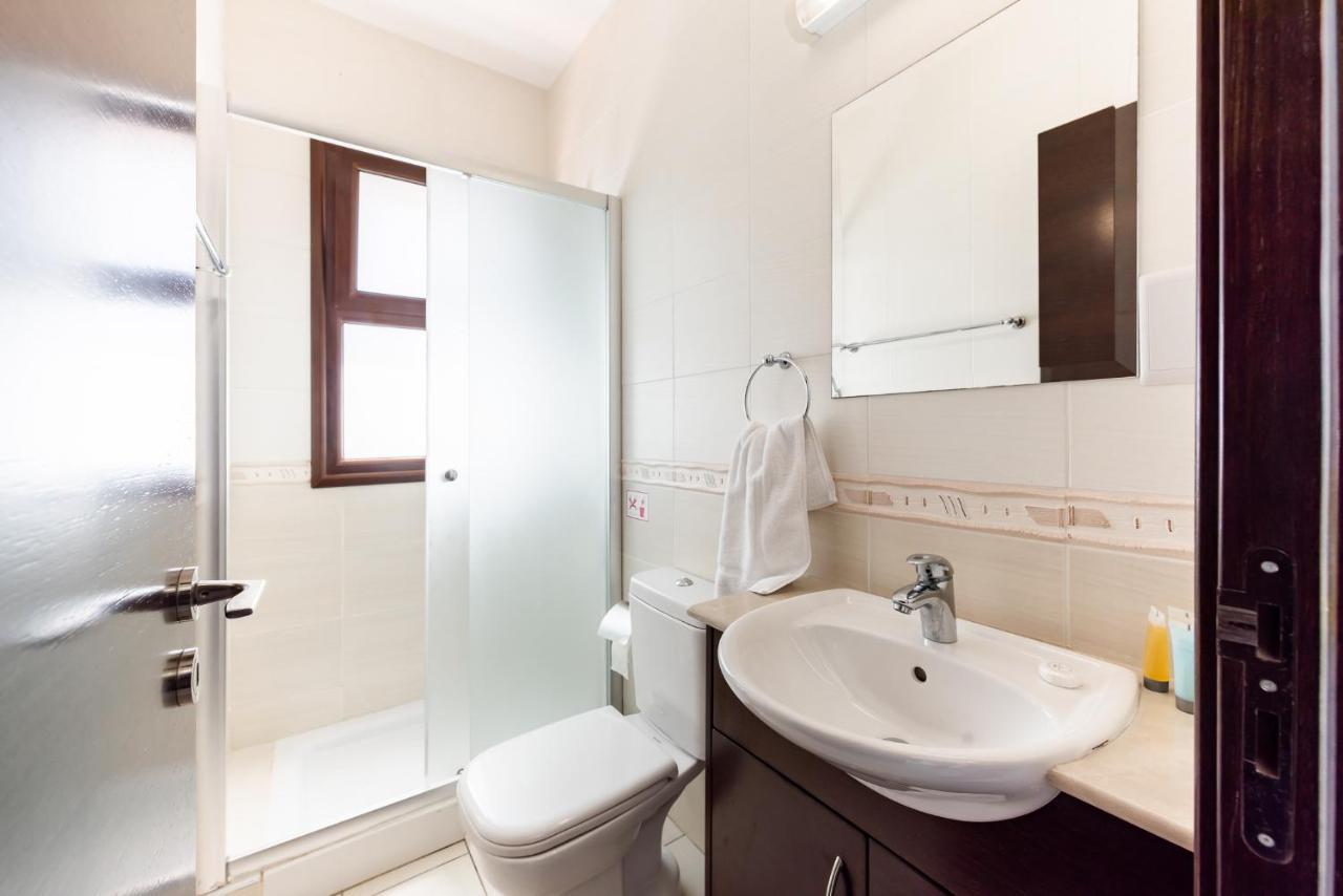 Villa Sea Front Oceanus H3 By Ezoria