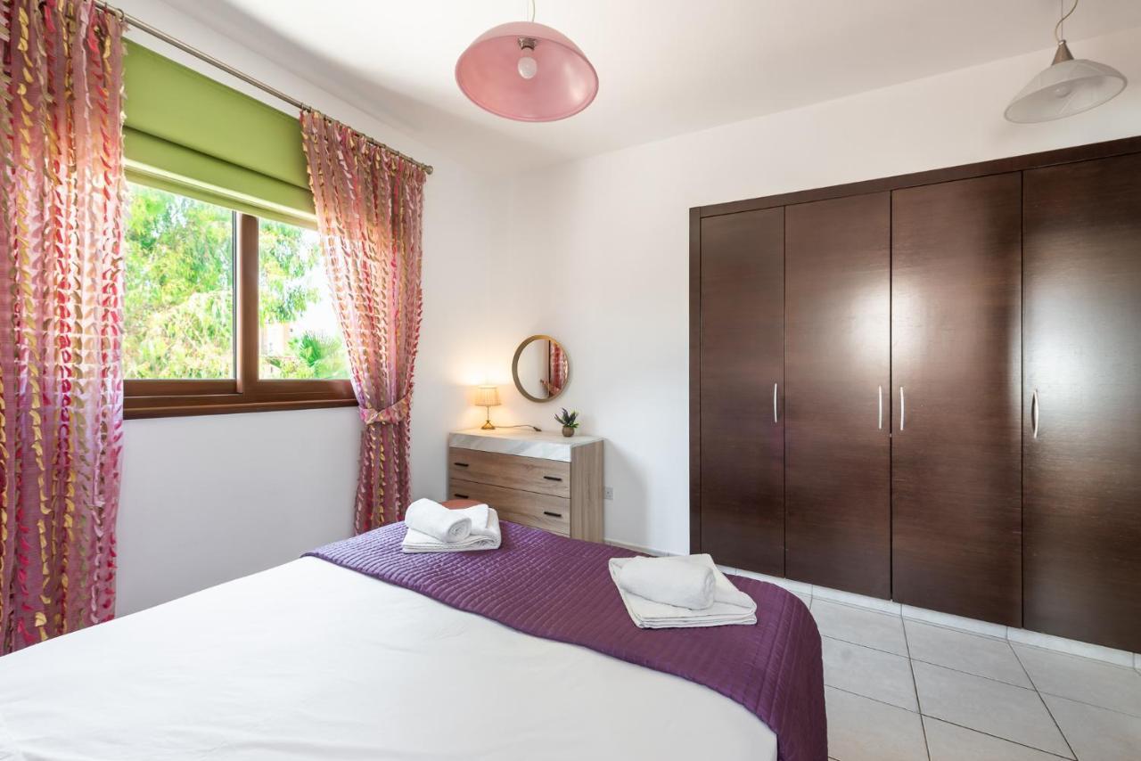 Villa Sea Front Oceanus H3 By Ezoria *