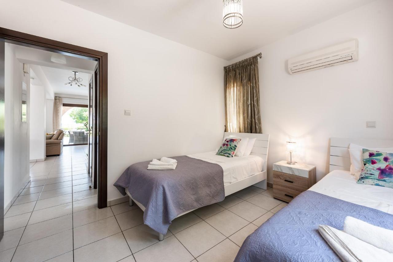 Sea Front Oceanus H3 By Ezoria * Ayia Napa