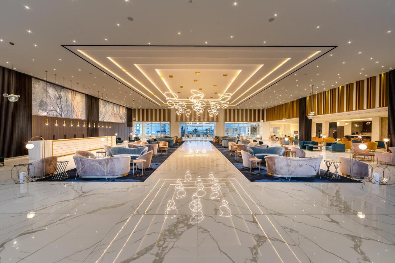 Chrysomare & Hotel 5*