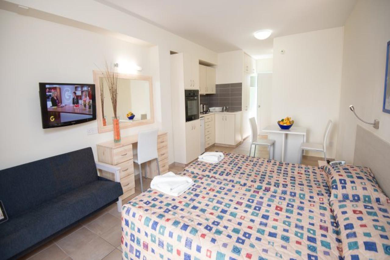 Eligonia 3*
