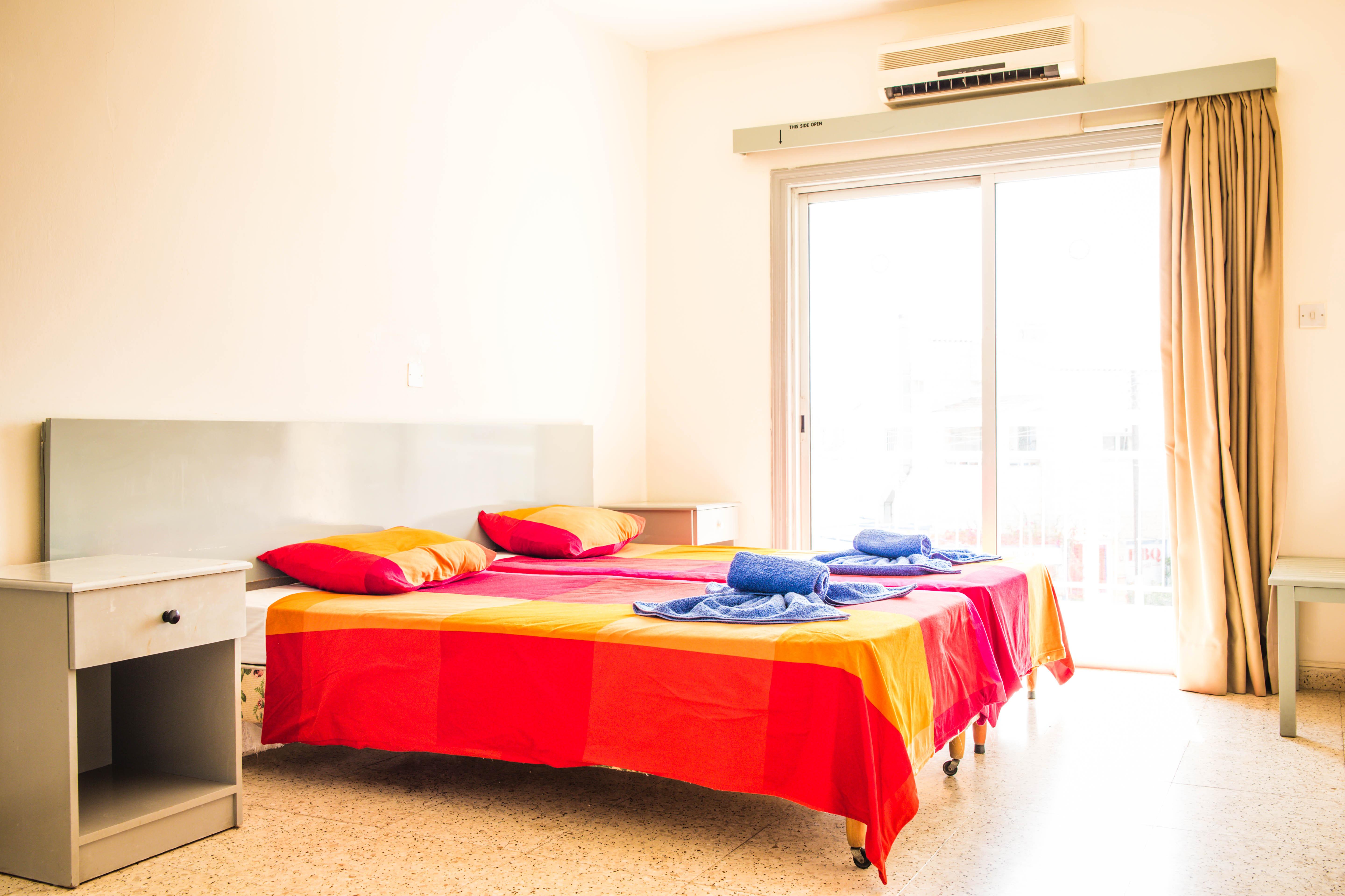 Efi Apts Aparthotel