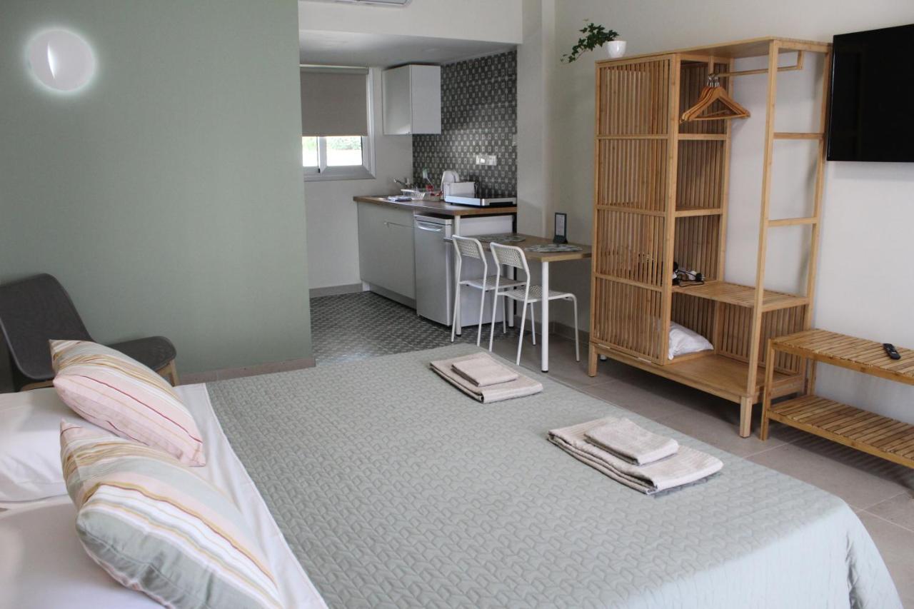 Kleio Aparthotel *