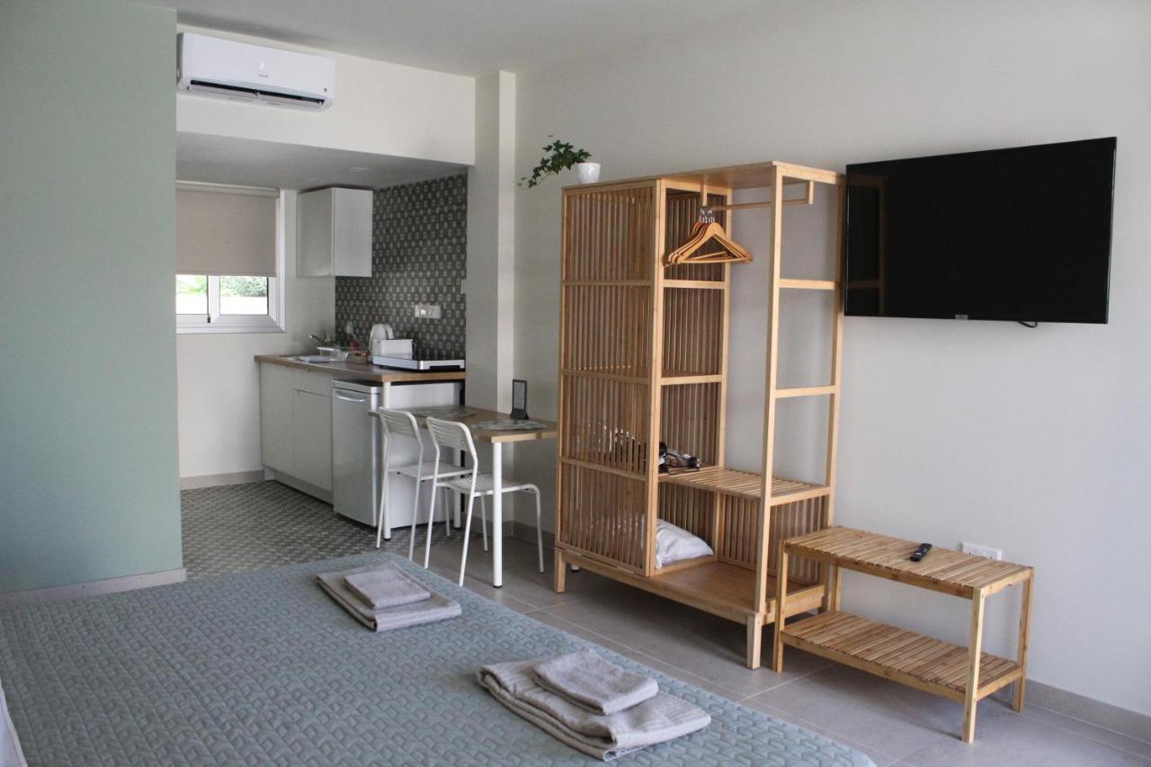 Kleio Aparthotel *