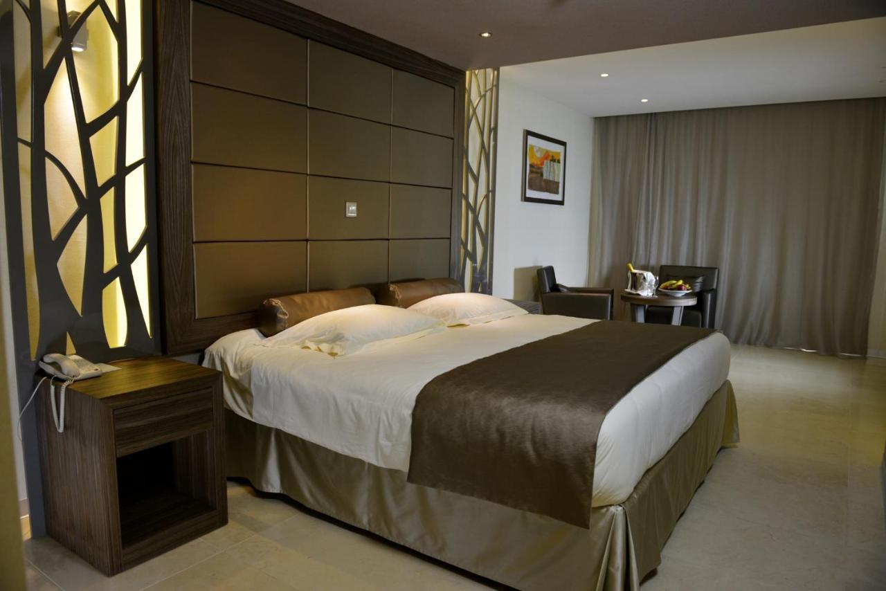 Adams & (adults Only) Resort