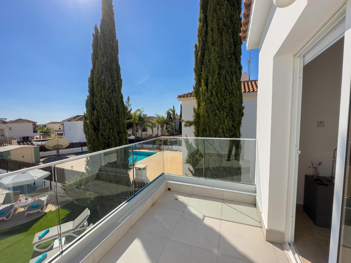 Villa 040
