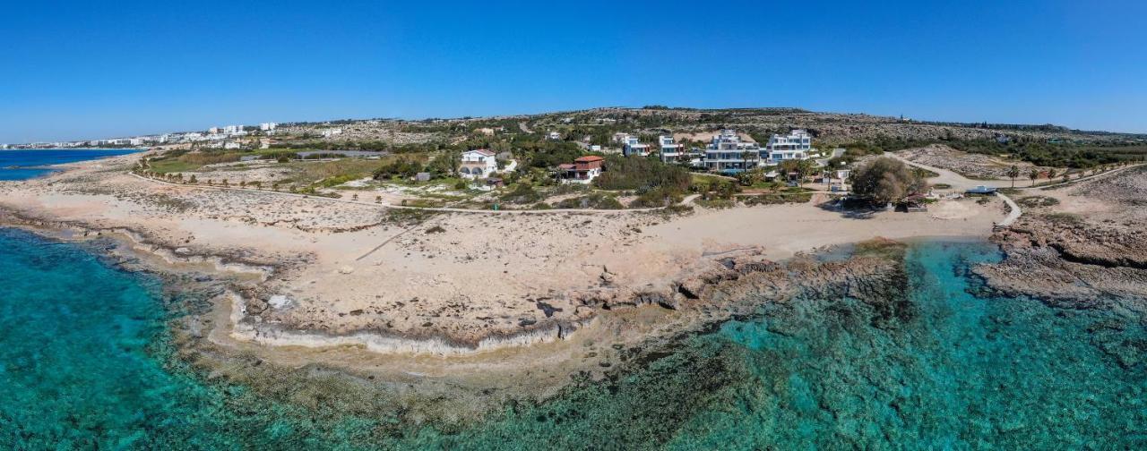 Palace Of Mediterranean Beachfront * Agia Napa