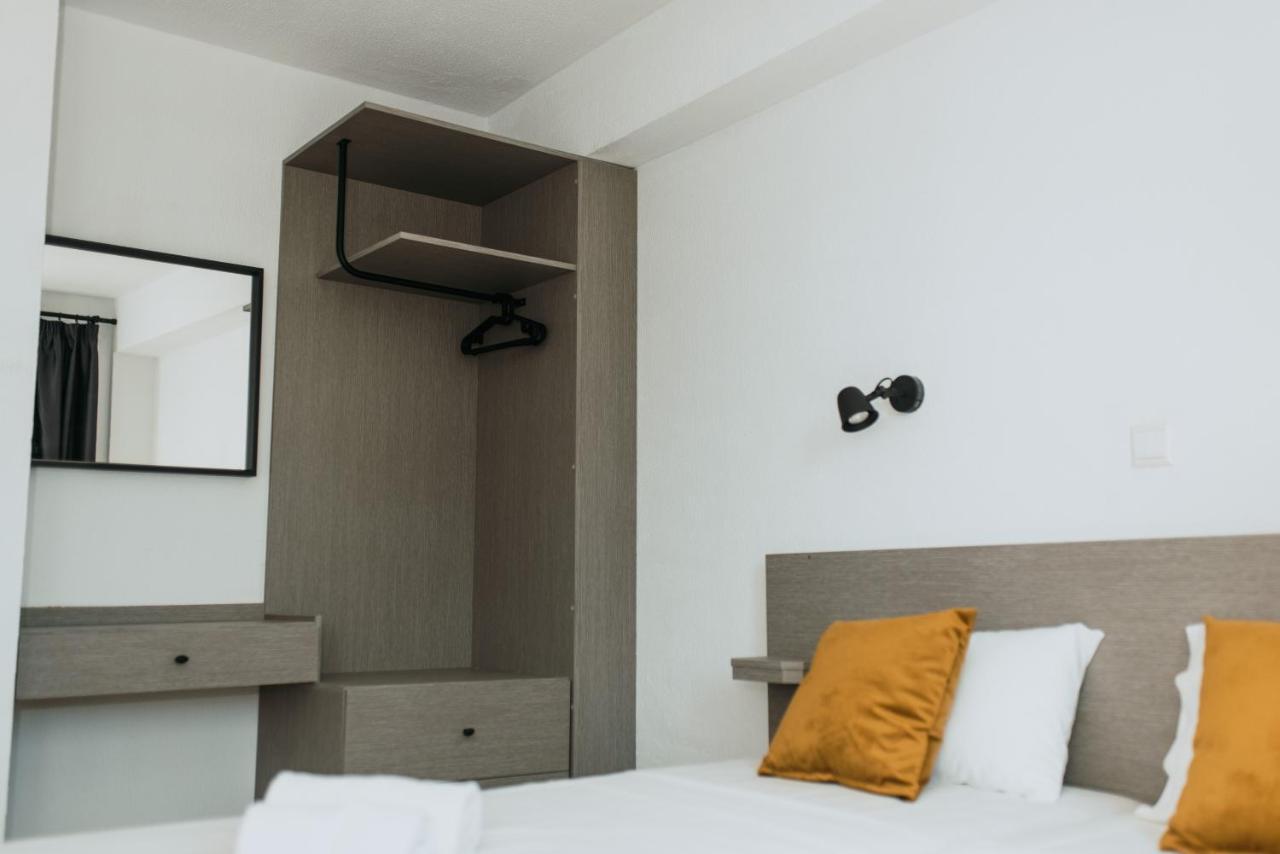 Five Keys Apartment