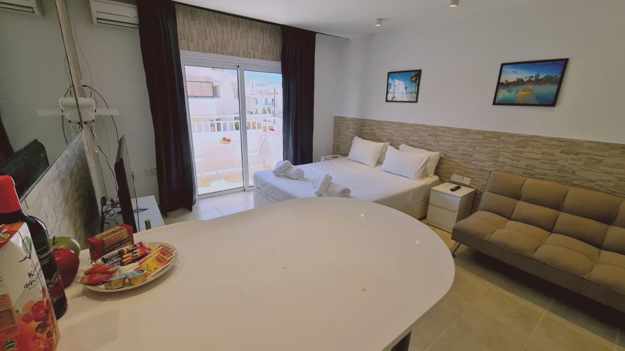 Lavish * Agia Napa
