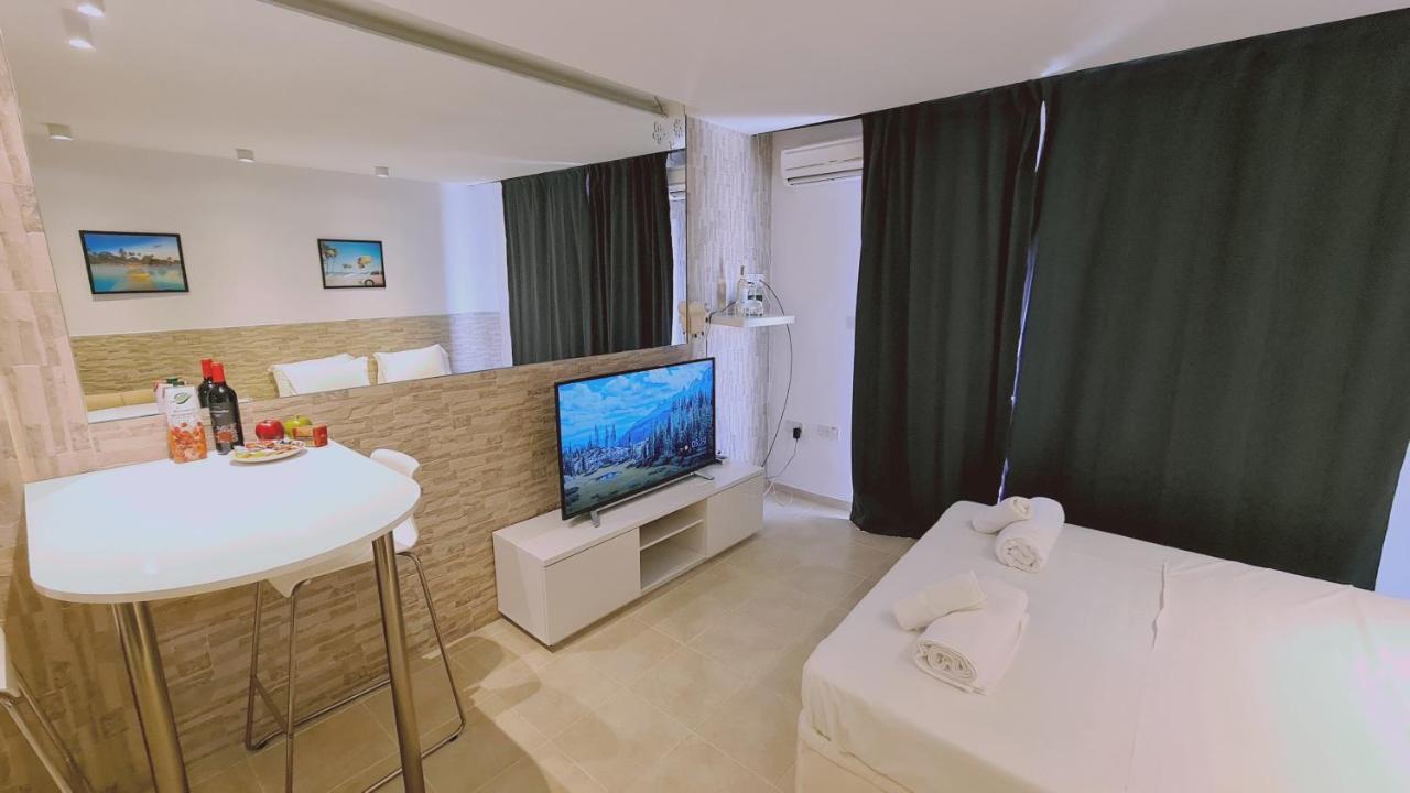 Apartment Lavish *