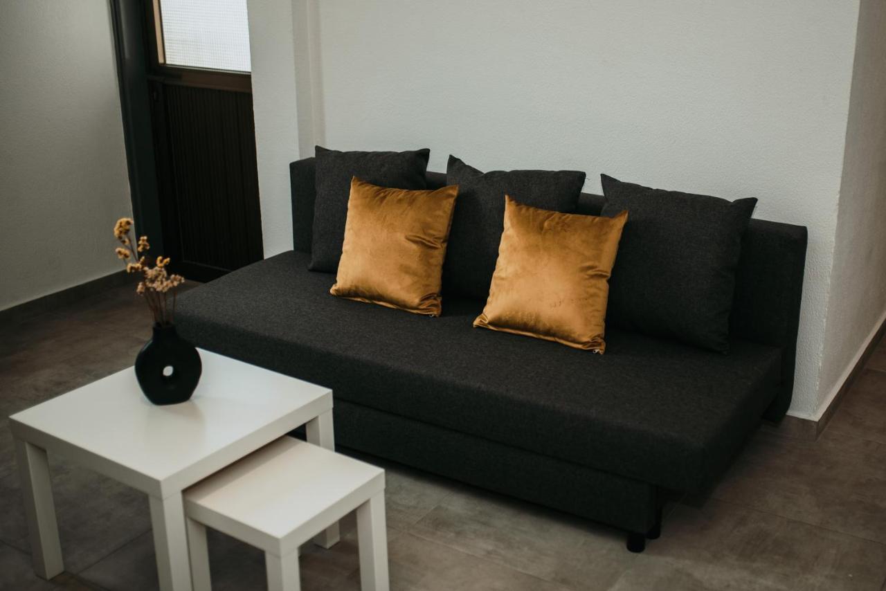 Five Keys Apartment *