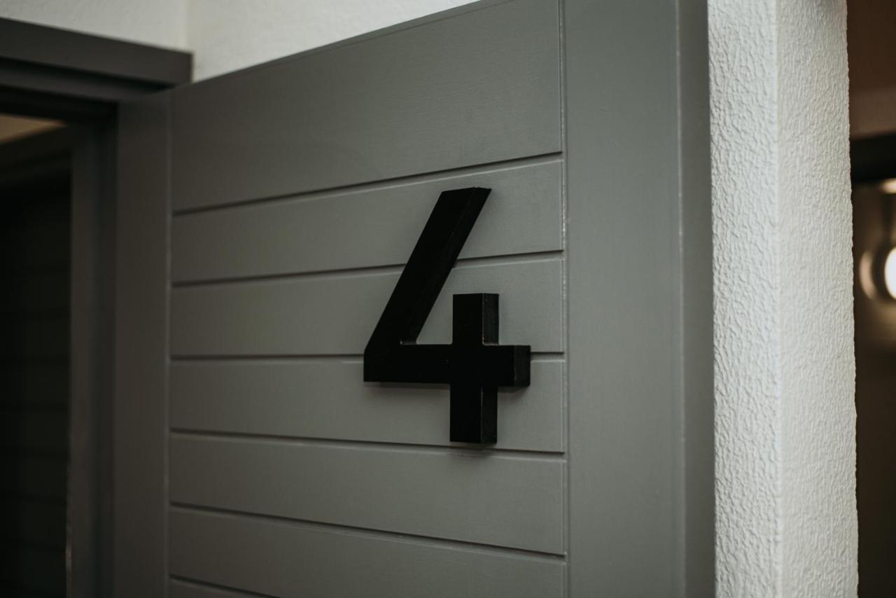 Apartment Five Keys
