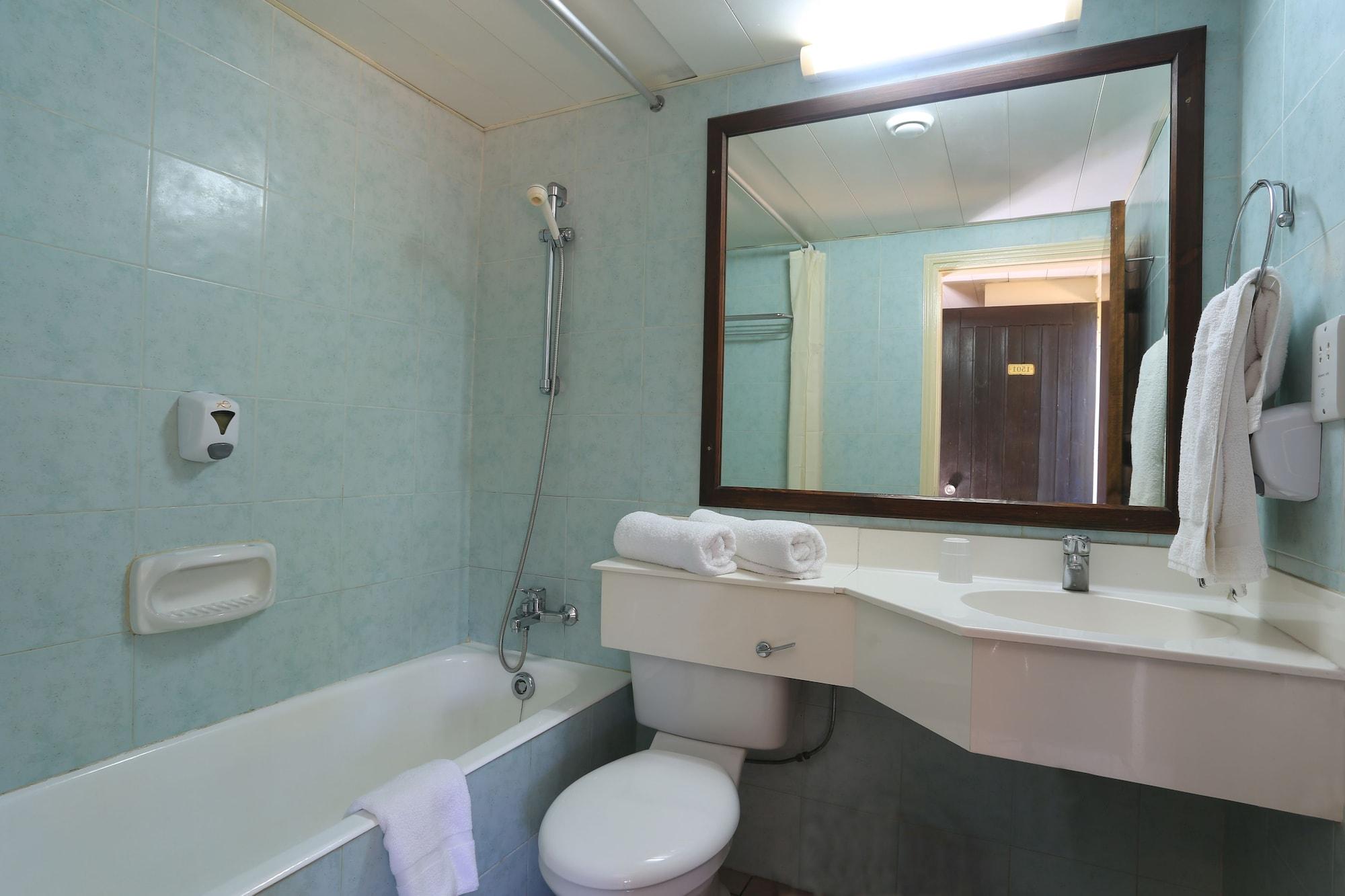 Panas Village Aparthotel 4*