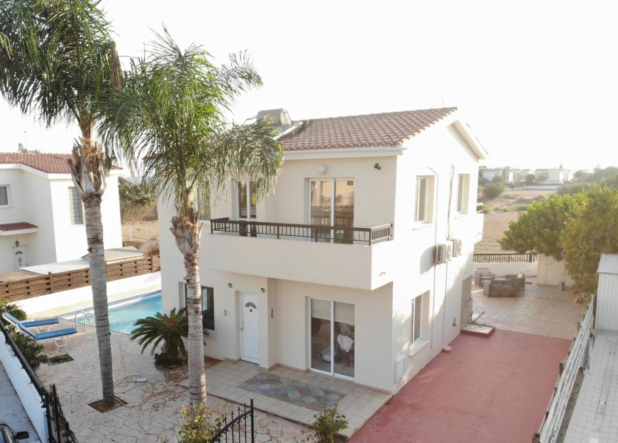 Sunset Pearl Villa *