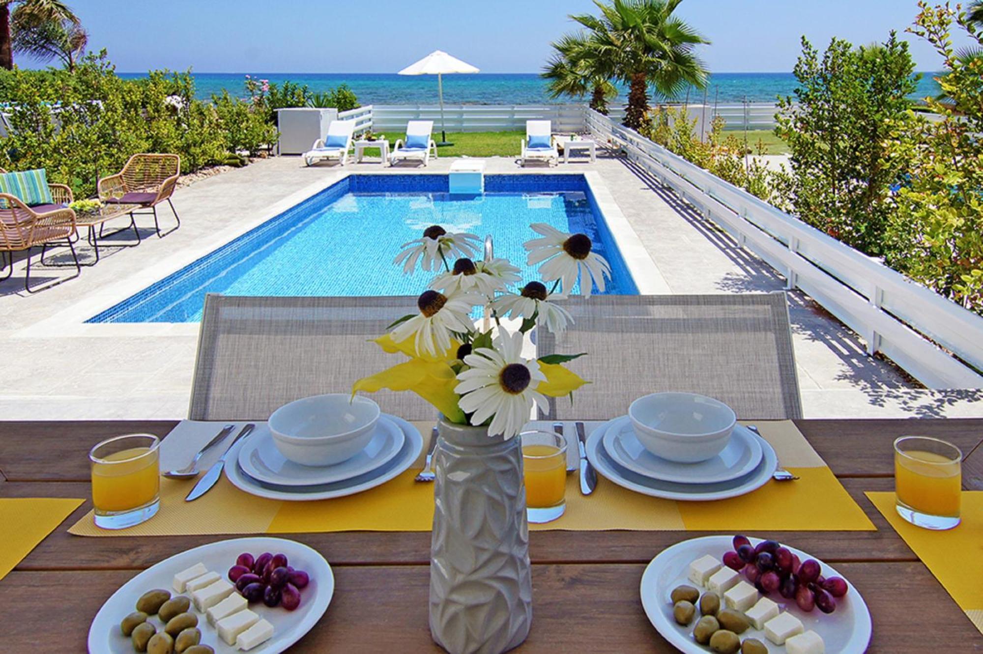 Villa Ivory - Seafront Agia Napa