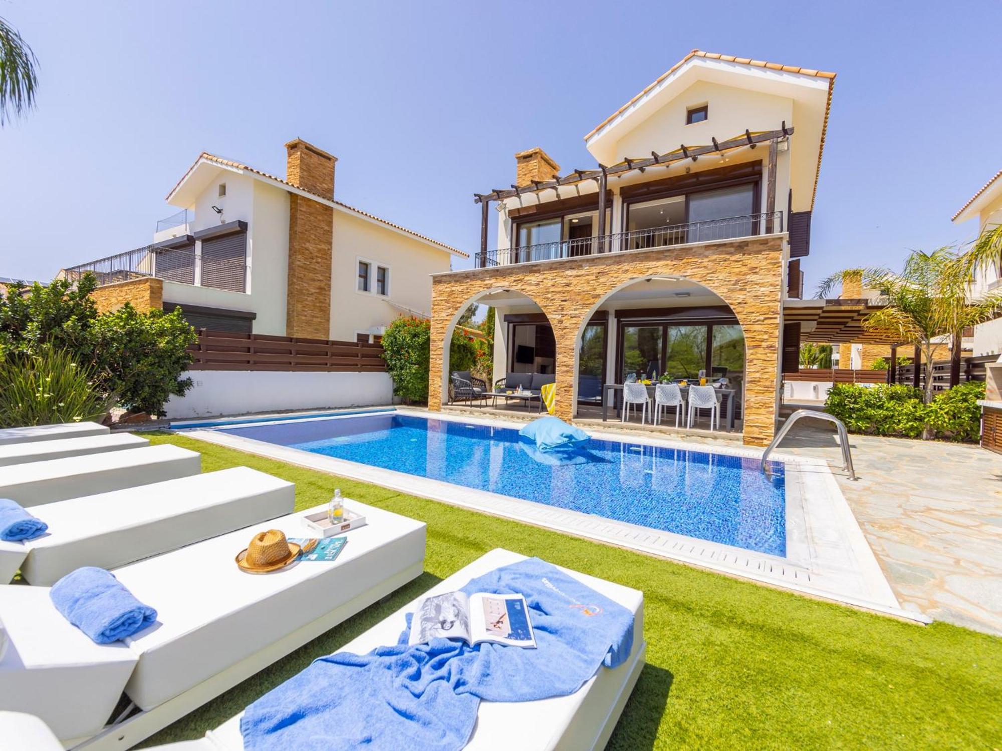Villa Ionion H5
